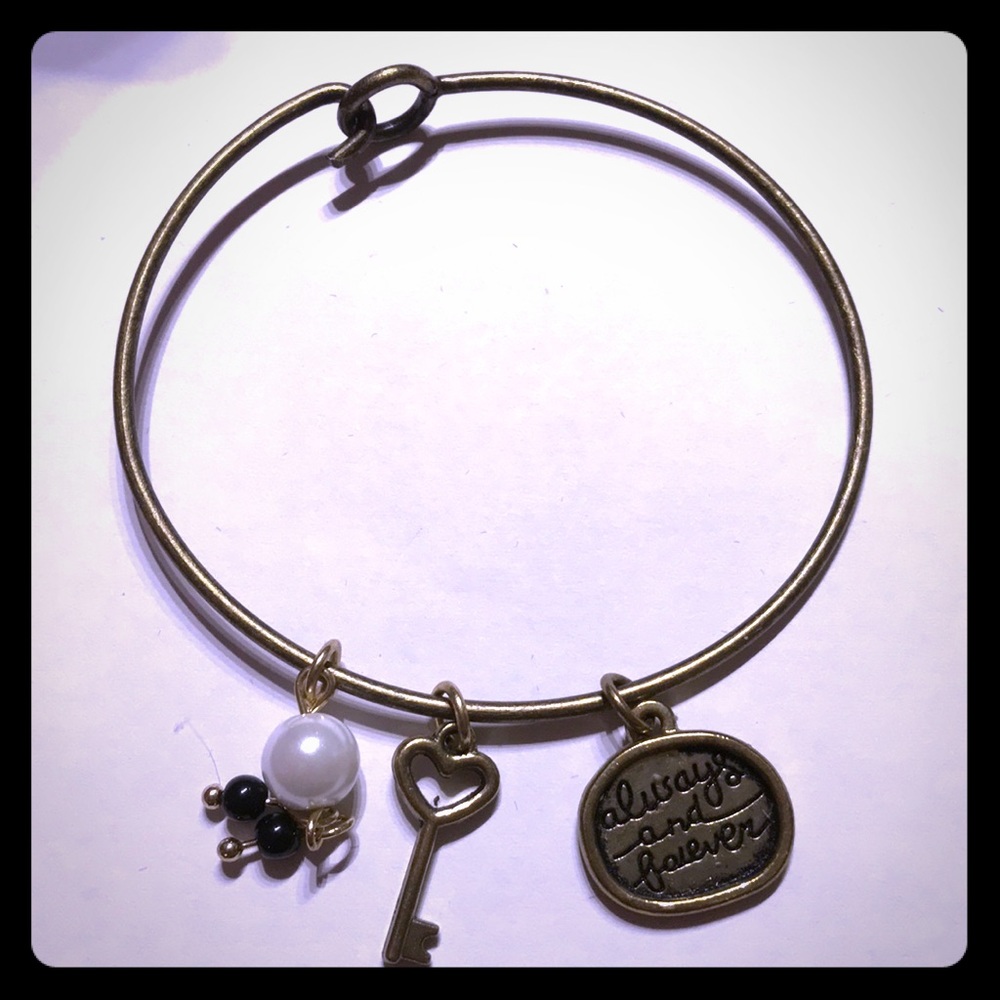 🏷Always & forever nickel free bracelet